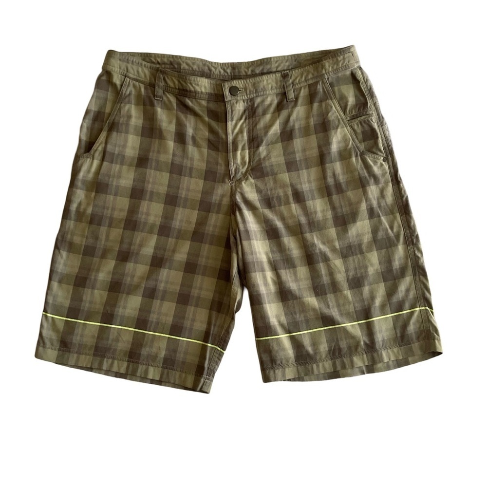 Lululemon Kahuna Performance Men’s 38 Shorts Plaid Green Stretch Casual Comfort